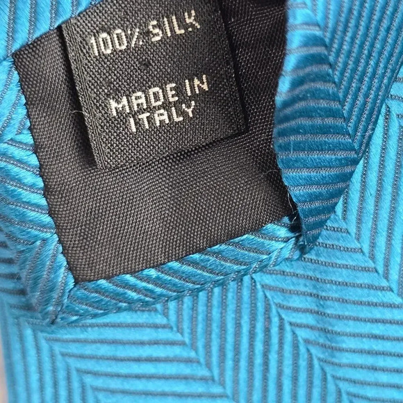 Jos. A. Bank Blue Stripe Repp Geometric 100% Silk Italy Men's Neck Tie NWOT - Picture 5 of 6